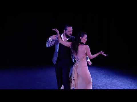 GALLO CIEGO by Celina Rotundo & Hugo Patyn