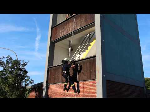 Selbstretten am Schlauchturm