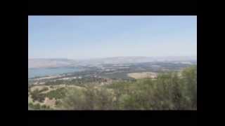 preview picture of video 'Views of the South Sea of ​​Galilee, the Golan Heights and the Jordan's mountains'