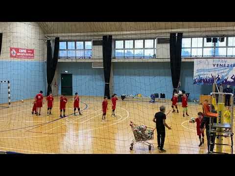 In allenamento io e la mia squadra Miranese volley