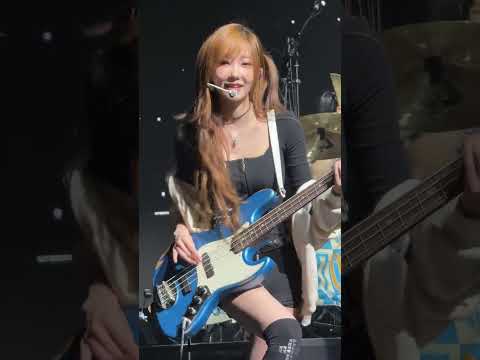 260219 ﻿﻿﻿﻿QWER 1ST WORLD TOUR ROCKATION in JAPAN @Zepp Fukuoka 사운드체크 자유선언 마젠타 직캠