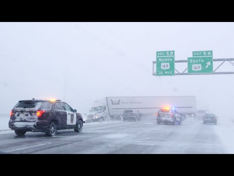 Intense Blizzard Causes Dangerous Roads in Minneapolis Area 12/23/20