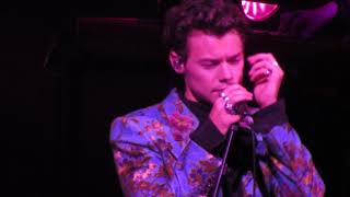 Woman (LIVE) Harry Styles