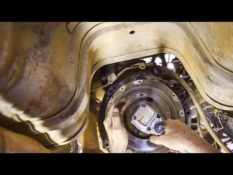 Backyard Mechanic 04: Changing a Nissan Patrol Clutch (Part 1)