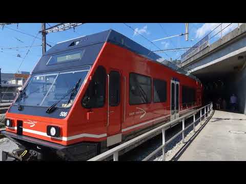 Triebwagen der aare seeland mobil/Ausfahrt Bahnhof Biel BE