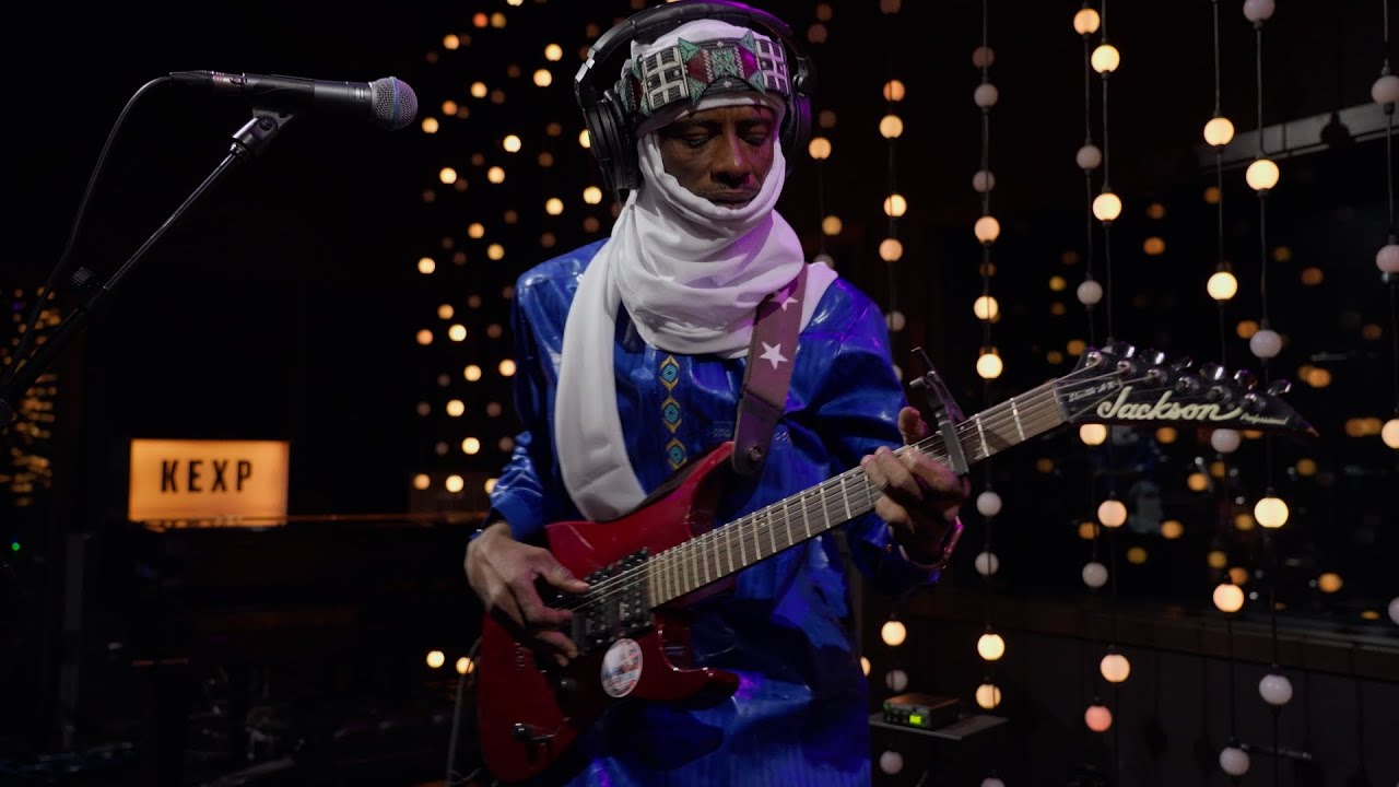 Load video: Etran de L&#39;Aïr - Live on KEXP