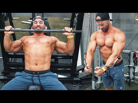 download lagu mp3 mp4 Rutina De Pecho, download lagu Rutina De Pecho gratis, unduh video klip Rutina De Pecho