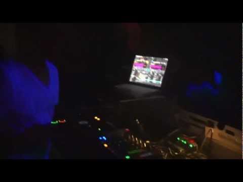DJ GERONIMO Flinke Finger @ Raumstation St.Gallen 28.07.2012 Part 1