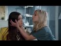 Hot Hillarious Lesbian Kiss (Sarah Michelle Gellar & Amanda Setton)