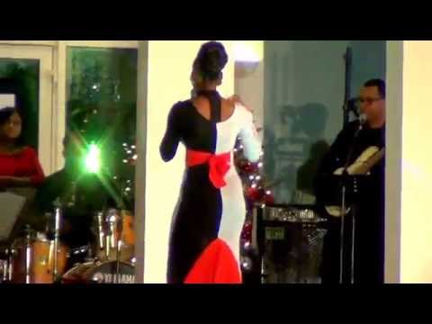 Kontent'i mirabu - Christmas Show di Curoil 2014 - Aemy NiaFeliz