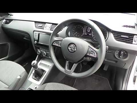 152D7135 - 2015 Skoda Octavia AMBITION 1.6TDI 90BHP MOTOR TAX 180 22,450