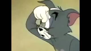 Download lagu Tom and Jerry - Tom trying to open his eyes funny mp3