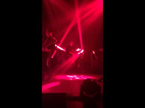 Queens Of The Stone Age - The Fun Machine Took A Shit And Died - Capitol Theatre 7/16/14