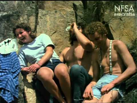 download lagu mp3 mp4 1970s Australia, download lagu 1970s Australia gratis, unduh video klip 1970s Australia