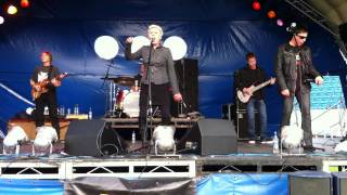 Hazel O&#39;Connor and the Subterraneans, Top of the Wheel