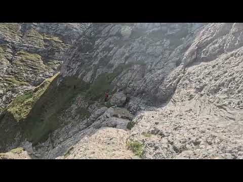 BRANA MARE A COSTILEI DIN BUCEGI INTRE CREASTA VAII ALBE SI VALEA ALBA