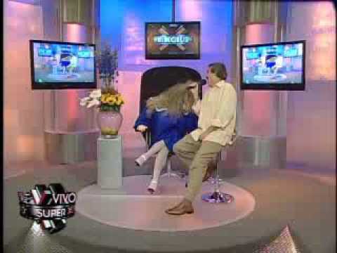 SuperXclusive 10/7/09 - Leo Fernández III's uniform is taken away