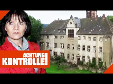 "Ich höre Geräusche!" Echte Geisterjäger im Spukschloss! | Achtung Kontrolle | kabel eins