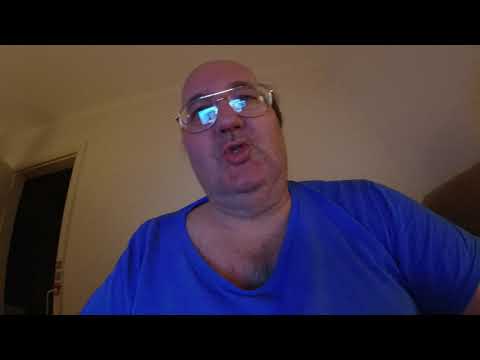 MongoTV_7645 - SPISER NATMAD OG SNAKKER OM MIT VIDEO ER KEDELIG OG SNAKKER OM KENDTE YOUTUBER