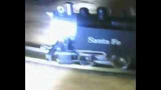 preview picture of video 'Locomotiva Model Power Ho - 96500 - 0-4-0 - Santa Fe#23'