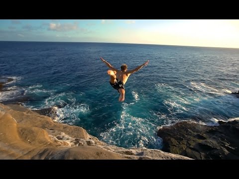 Cliff Jumping Hawaii 2016 - INSANE Dives!