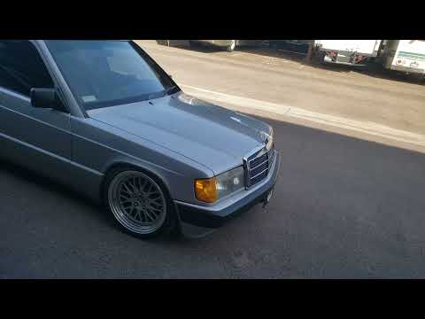 Mercedes-Benz 190E 2.6