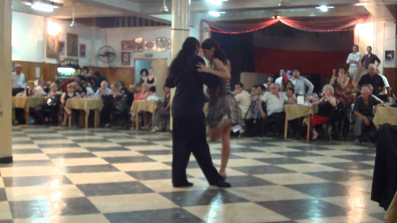 Isabel Acuña y Andrés Laza Moreno - 1 de 2 - Viviani