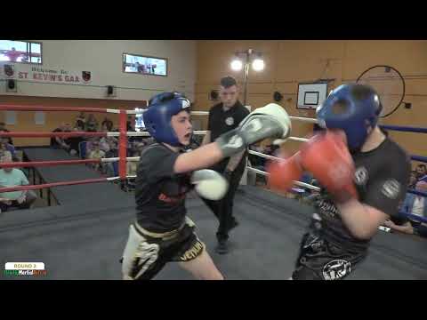 Christopher Munro vs Eamon Markham - New Beginning