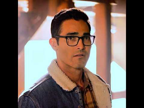 Barry and Oliver meet Superman and Lois #theflash #arrow #barryallen #oliverqueen #clarkkent #shorts