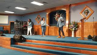 3 in 1 (We Give You All the Glory)