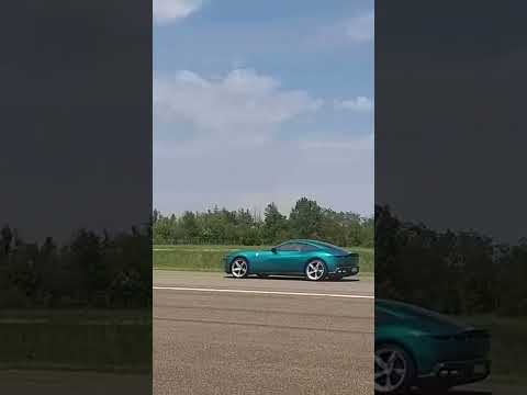 Thumbnail for FERRARI AMALFI VS PORSCHE 911 TURBO S DRAG RACE al Fly Project all'aeroporto di Modena by Ferrari Amalfi