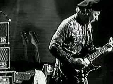 Video per il significato della canzone Locomotive breath di Jethro Tull