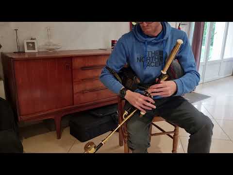 Xavier Boderiou - Uilleann Pipes - Slow Air & Reel