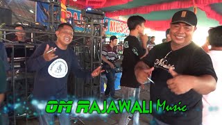Download lagu //LUKISAN CINTA PERSI COWOK//KEREN Penyayi & Joget nya//OM RAJAWALI mp3 Download lagu //LUKISAN CINTA PERSI COWOK//KEREN Penyayi & Joget nya//OM RAJAWALI mp3