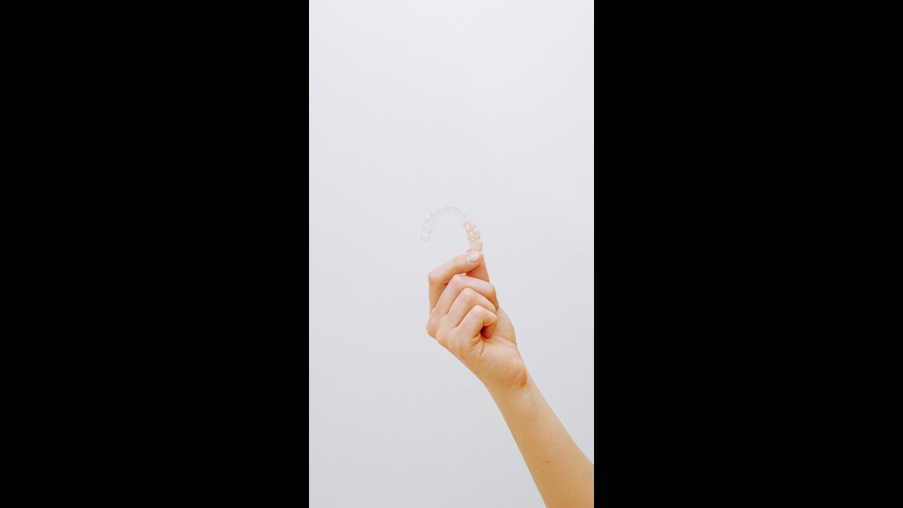 How do clear aligners work?