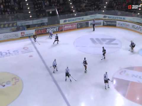 Eigentor von Fabian Schnyder EV Zug vs HC Fribourg 25.02.2014