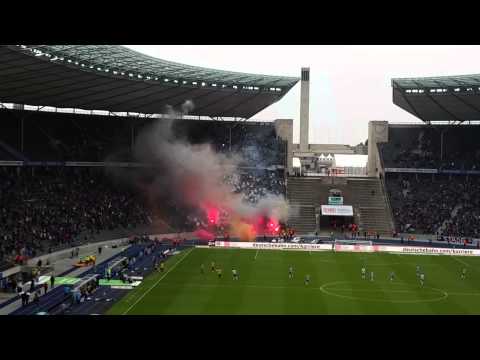Hertha Frankfurt/ Pyro der Frankfurter