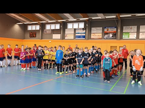 Hallenturnier FSG Stapelholm 2024. Husumer SV - SV Frisia 03 Risum-Lindholm