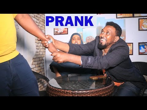 PRANK || YACKOO OO KA AARSADAY NIMCA HEYBE FT KABTAN BAARUUD