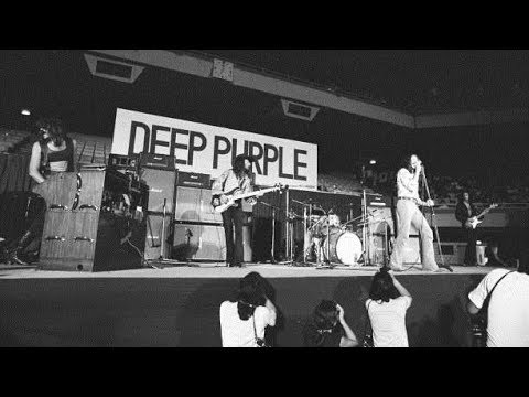 Deep Purple - Smoke On The Water Live Video (17/08/1972 Budokan Tokyo Japan)