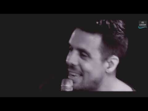 Stitched Up as performed by Dennis Kroon