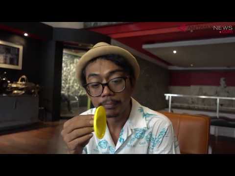 ANTARANEWS - Ence Bagus Lecet Belajar Sepeda Roda Satu