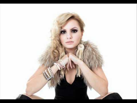 Alexandra Stan e Javi Mula-Jet Set Mr.Saxo Beat.wmv