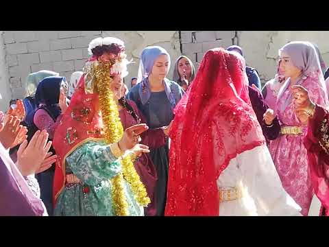 Müzisyen Özlem Ökten AKŞEHİR düğünleri Karahüyük Tepeköy mahallesinden Eminehatun & Muitin Başeğmez