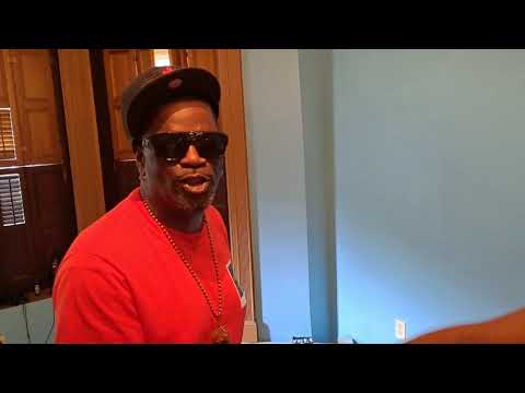 Agallah Don Bishop Featuring Caviar Dreams - Never (Official Video)