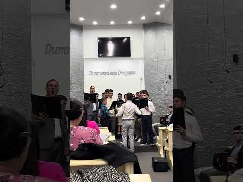 Grup băieți Oșorhei - Ce mare vuiet 