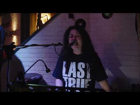 Detelin Yosifov & Kalina Roth - Wicked Game [Live from The Brick Center]