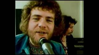 Stuck In The Middle With You - Stealers Wheel