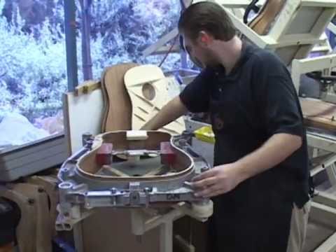 Makin Music -  Taylor Guitars Factory Tour