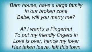 Biffy Clyro - Fingerhut Lyrics